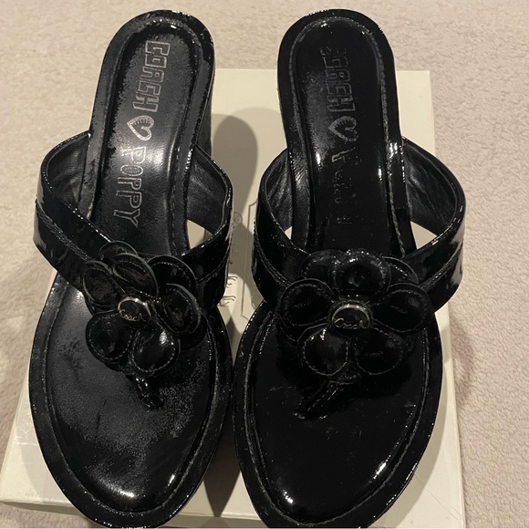 Slightly used COACH Poppy Sandals HARLEY Flower Black Patent Leather Wedge. - Picture 1 of 5